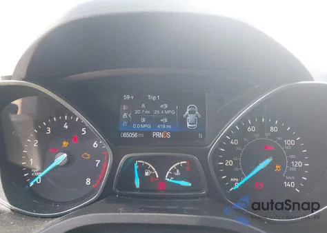 2019 Ford Escape Titanium из США, поврежденный, VIN 1FMCU9J91KUA39111